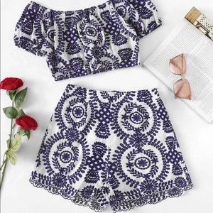 Off the shoulder boho print crop top shorts set